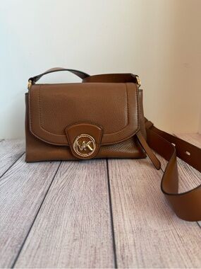 MICHAEL KORS Brown Bowery Medium Leather Crossbody Bag Purse